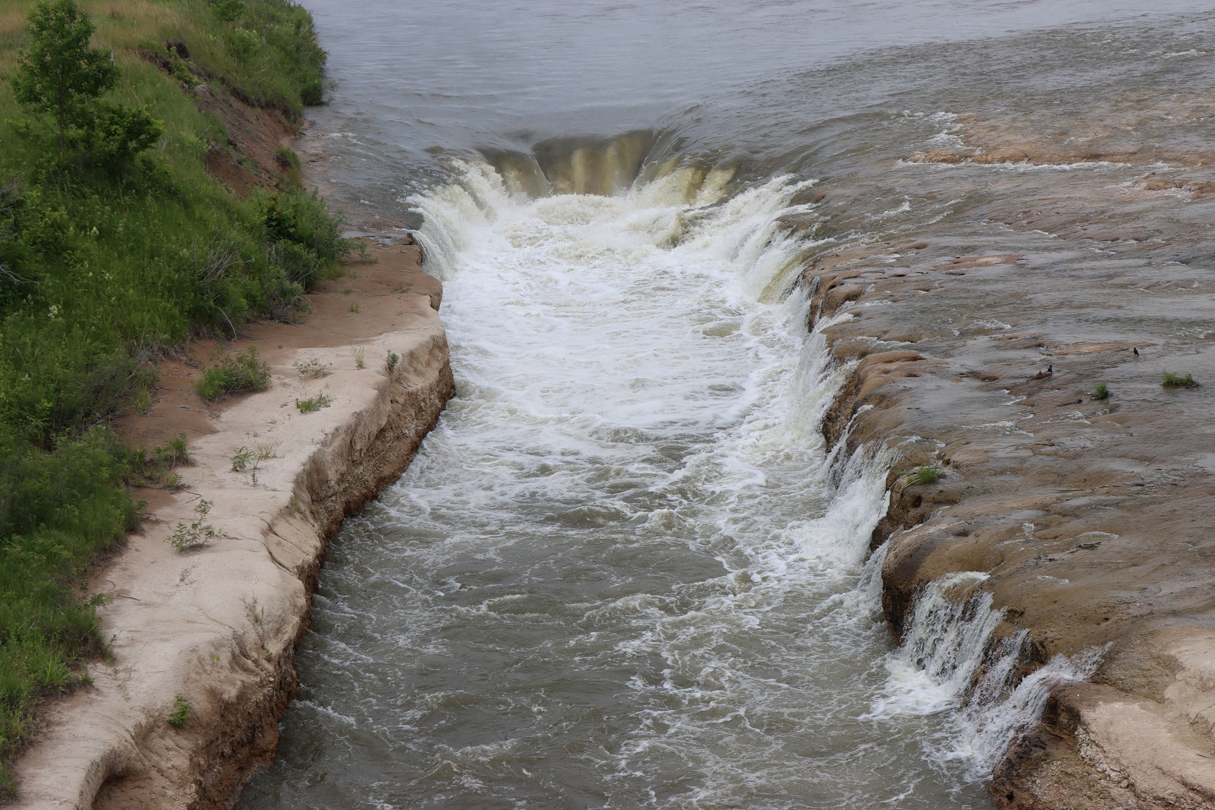 SmallerWaterfall